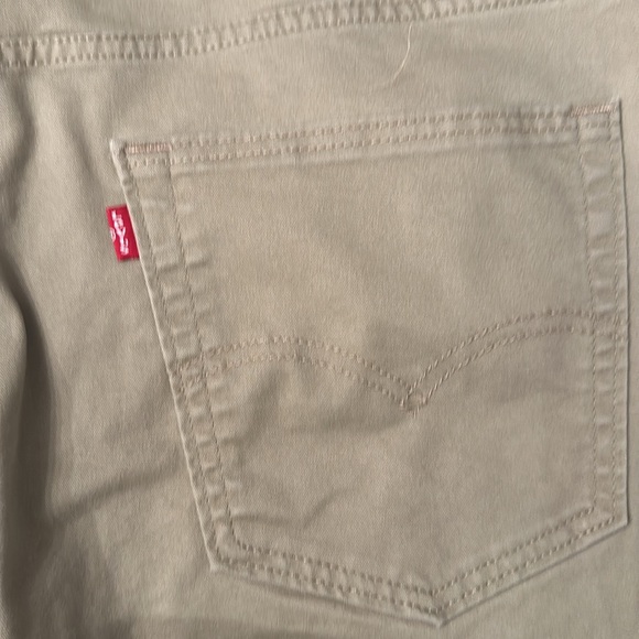 Mens Levi Strauss khakis - Picture 6 of 7